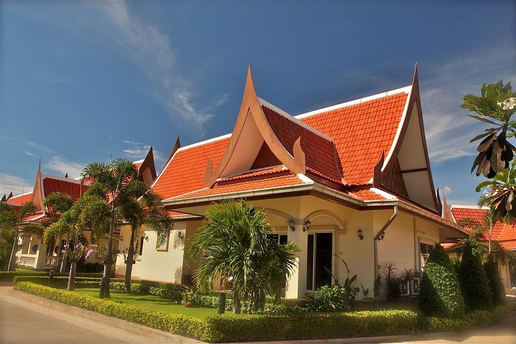 Nordic Tropical Resort Sattahip Exterior photo