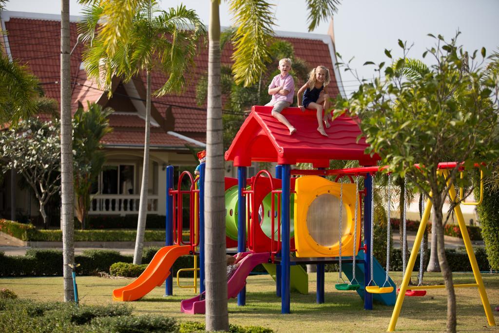 Nordic Tropical Resort Sattahip Exterior photo