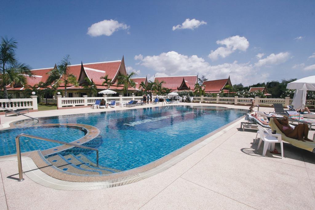 Nordic Tropical Resort Sattahip Exterior photo