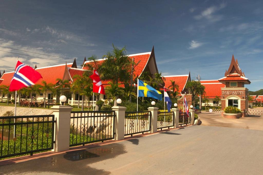 Nordic Tropical Resort Sattahip Exterior photo